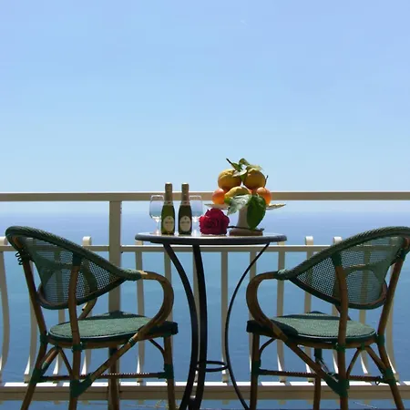 Отель Degli Agrumi 3*