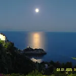 Degli Agrumi 3*