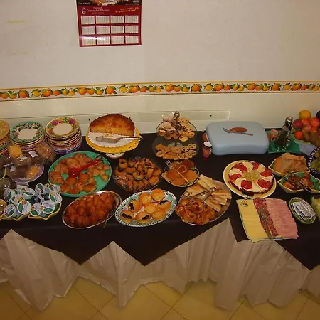 Degli Agrumi Otel 3*