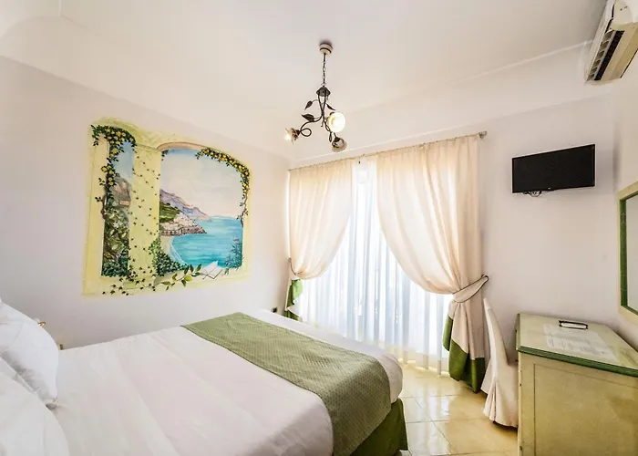 Hotell Degli Agrumi 3*