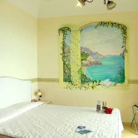 Degli Agrumi Hotel 3*