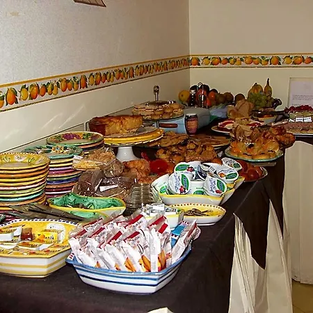 Hotel Degli Agrumi 3*
